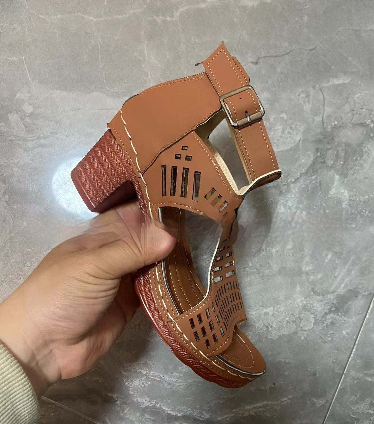 Sandales à talons